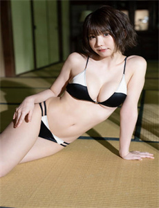 半妖乳娘-欧美珍藏r级32部合集迅雷下载