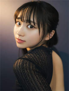 《笔仙》-五色天